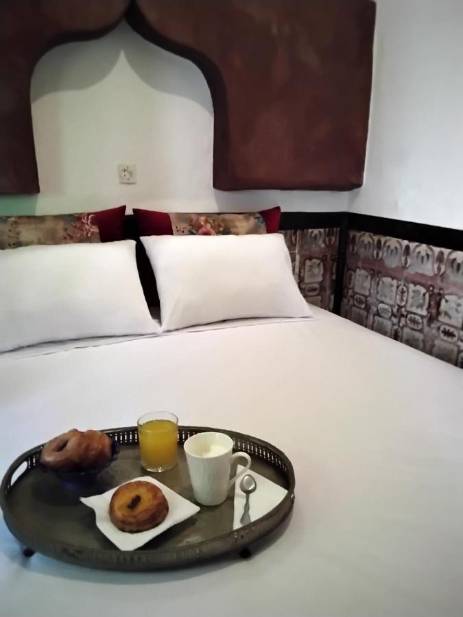 Riad Bouchouari 33 Marrakesh Luaran gambar