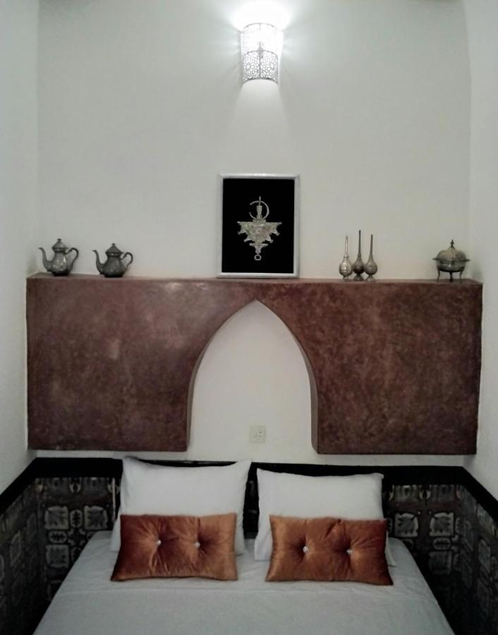 Riad Bouchouari 33 Marrakesh Luaran gambar