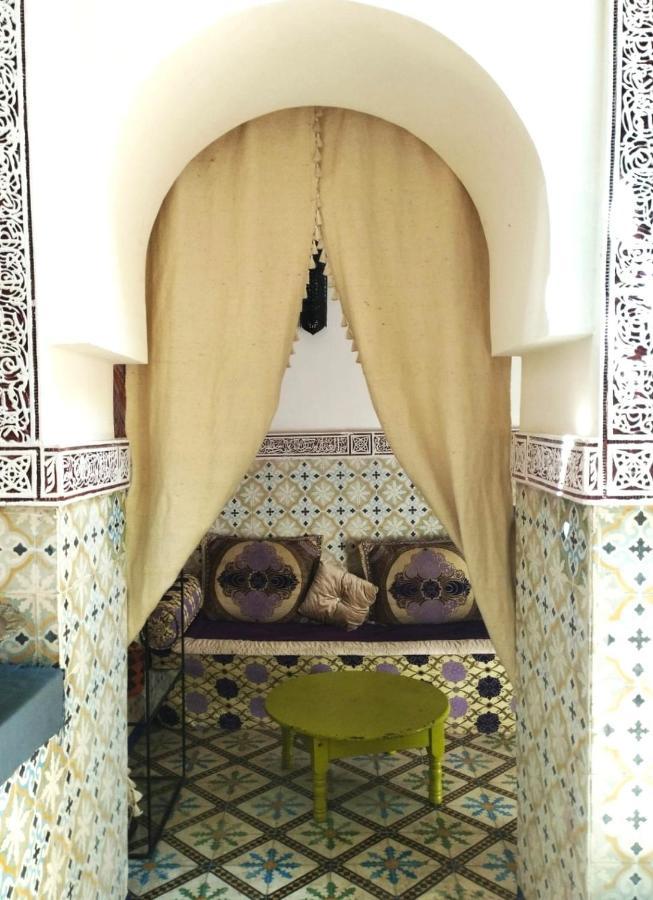 Riad Bouchouari 33 Marrakesh Luaran gambar